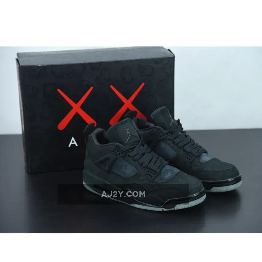 Kaws Jordan 11 / KAWS x Air Jordan 4 Exclusive Black-Clear Glow