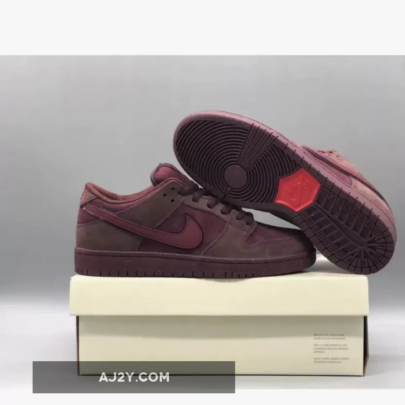 Nike SB Dunk Low Premium "Valentine’s Day 2024" Burgundy Crush
