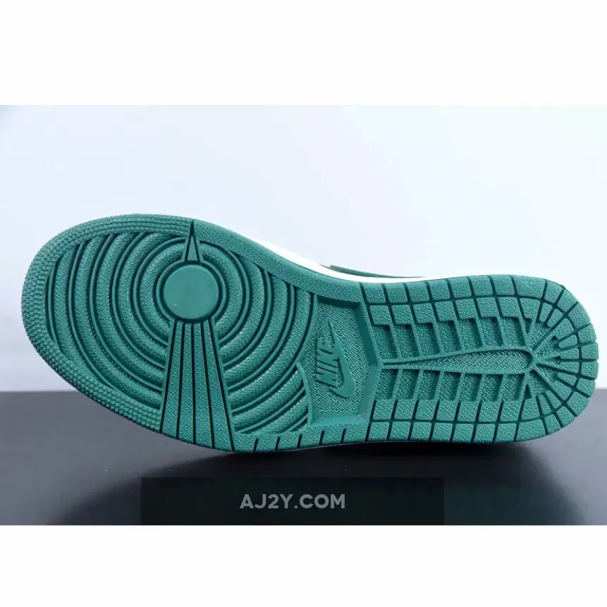 Air Jordan 1 Low OG "Black Gorge Green" Air Jordan 1 Low OG "Black Gorge Green"