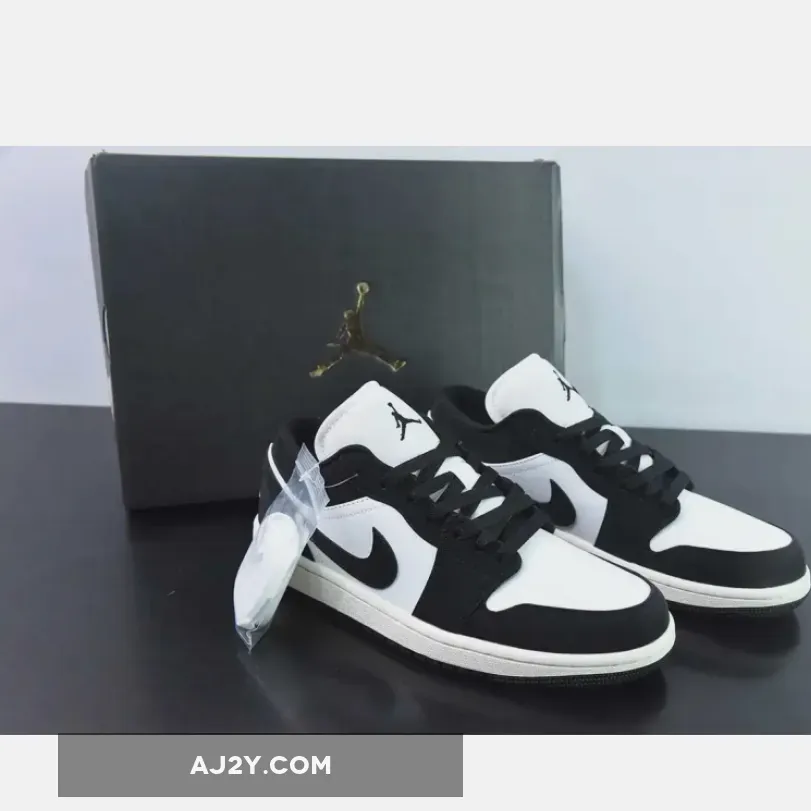Air Jordan 1 Low Vintage Panda
