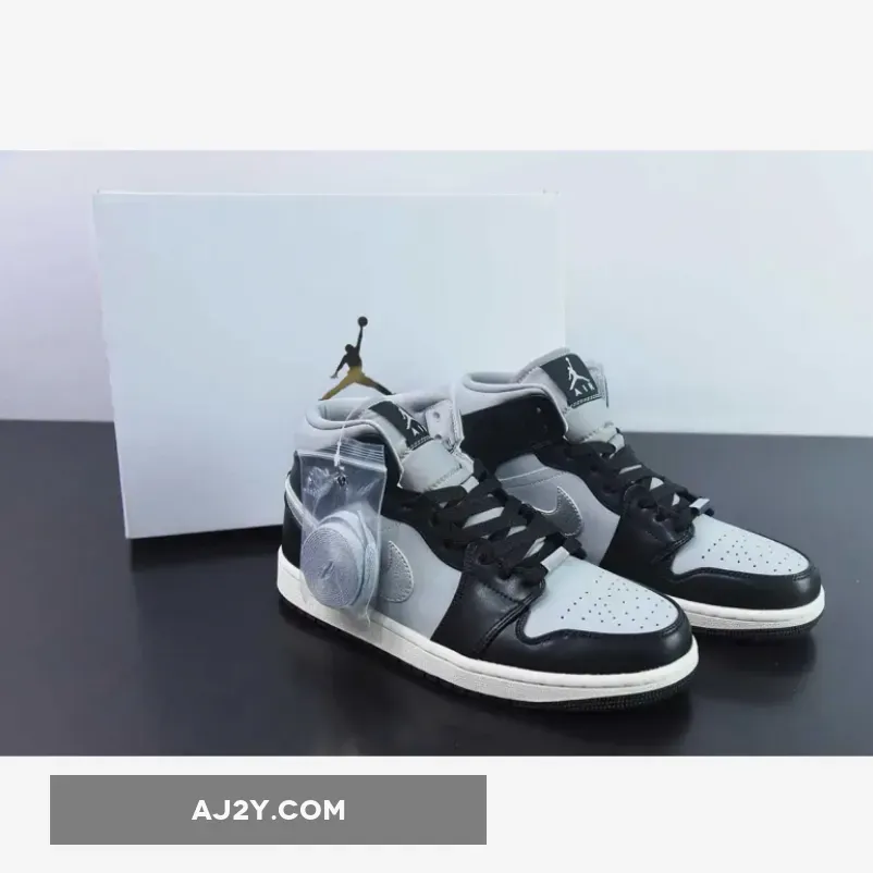 Air Jordan 1 Mid "Black Chrome" Black/Light Smoke Grey