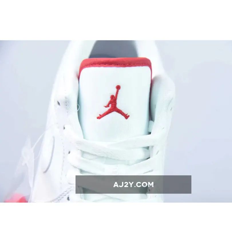 Air Jordan 1 Phat Low White/Varsity Red/Cement Grey Air Jordan 1 Phat Low White/Varsity Red/Cement Grey