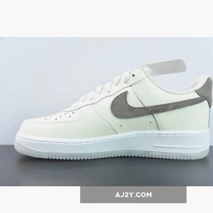 Nike Air Force 1 ’07 LV8 Low Sail/Khaki-Coconut Milk Nike Air Force 1 ’07 LV8 Low Sail/Khaki-Coconut Milk