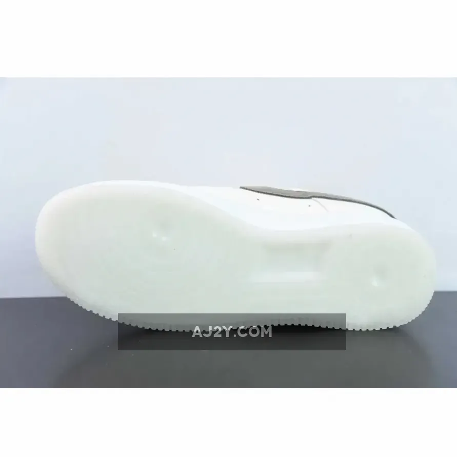 Nike Air Force 1 ’07 LV8 Low Sail/Khaki-Coconut Milk Nike Air Force 1 ’07 LV8 Low Sail/Khaki-Coconut Milk