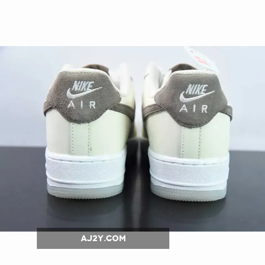 Nike Air Force 1 ’07 LV8 Low Sail/Khaki-Coconut Milk Nike Air Force 1 ’07 LV8 Low Sail/Khaki-Coconut Milk
