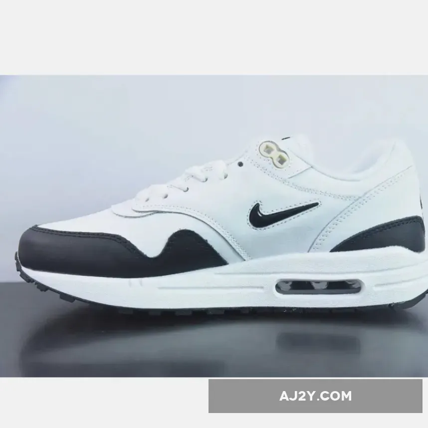 Nike Air Max 1 Jewel ‘Black/White’ Nike Air Max 1 Jewel ‘Black/White’