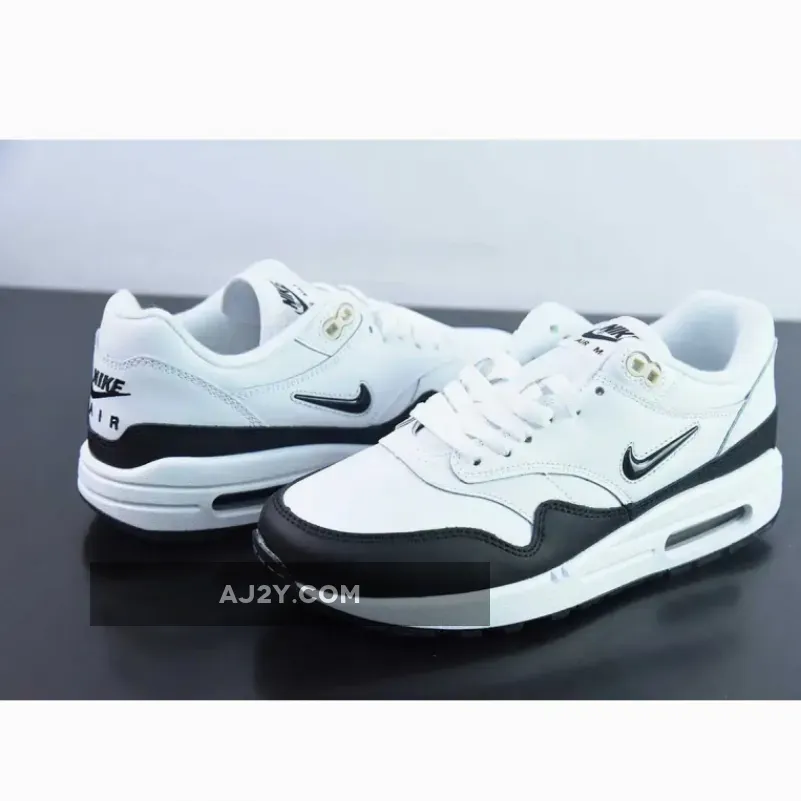 Nike Air Max 1 Jewel ‘Black/White’ Nike Air Max 1 Jewel ‘Black/White’