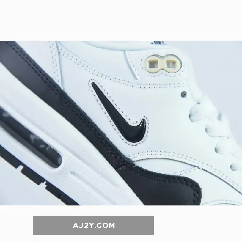 Nike Air Max 1 Jewel ‘Black/White’ Nike Air Max 1 Jewel ‘Black/White’