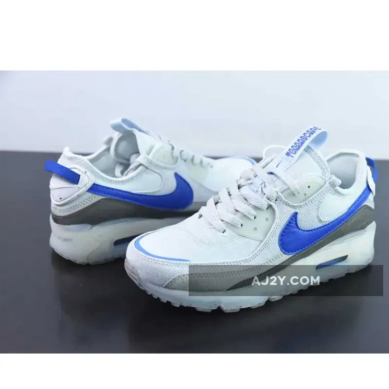 Nike Air Max 90 Terrascape Pure Platinum/Hyper Royal Nike Air Max 90 Terrascape Pure Platinum/Hyper Royal