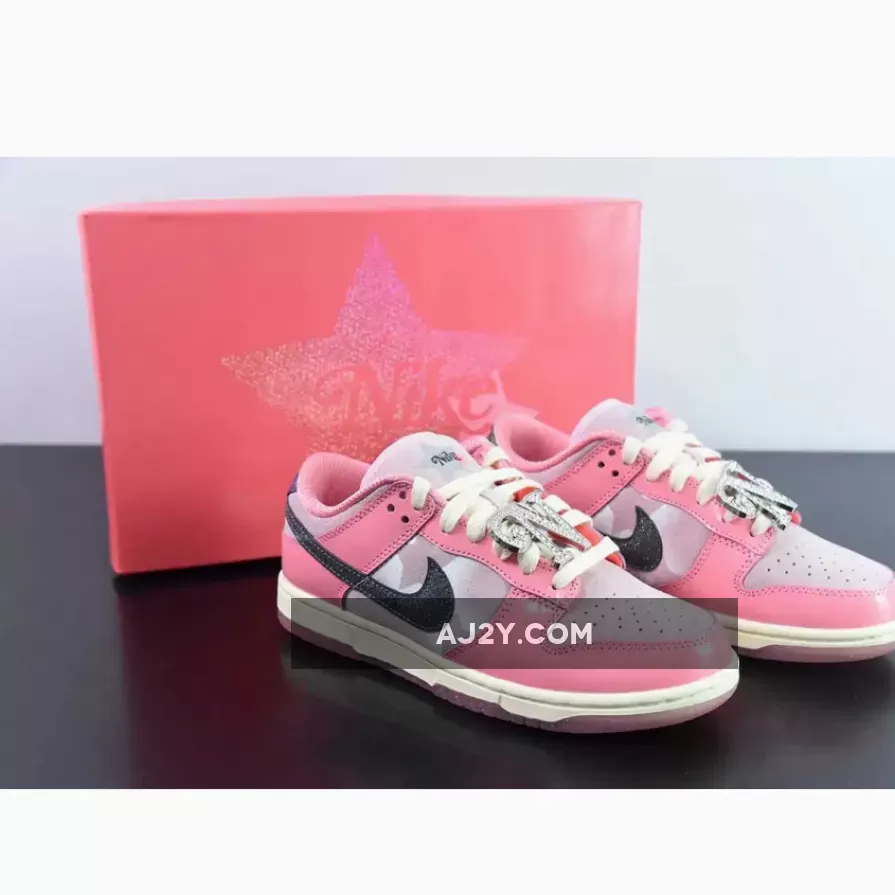Nike Dunk Low Barbie