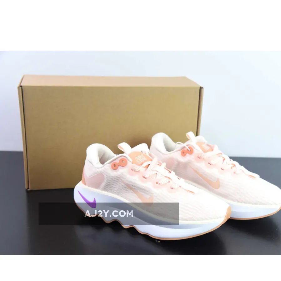 Nike Motiva Guava Ice/Summit White