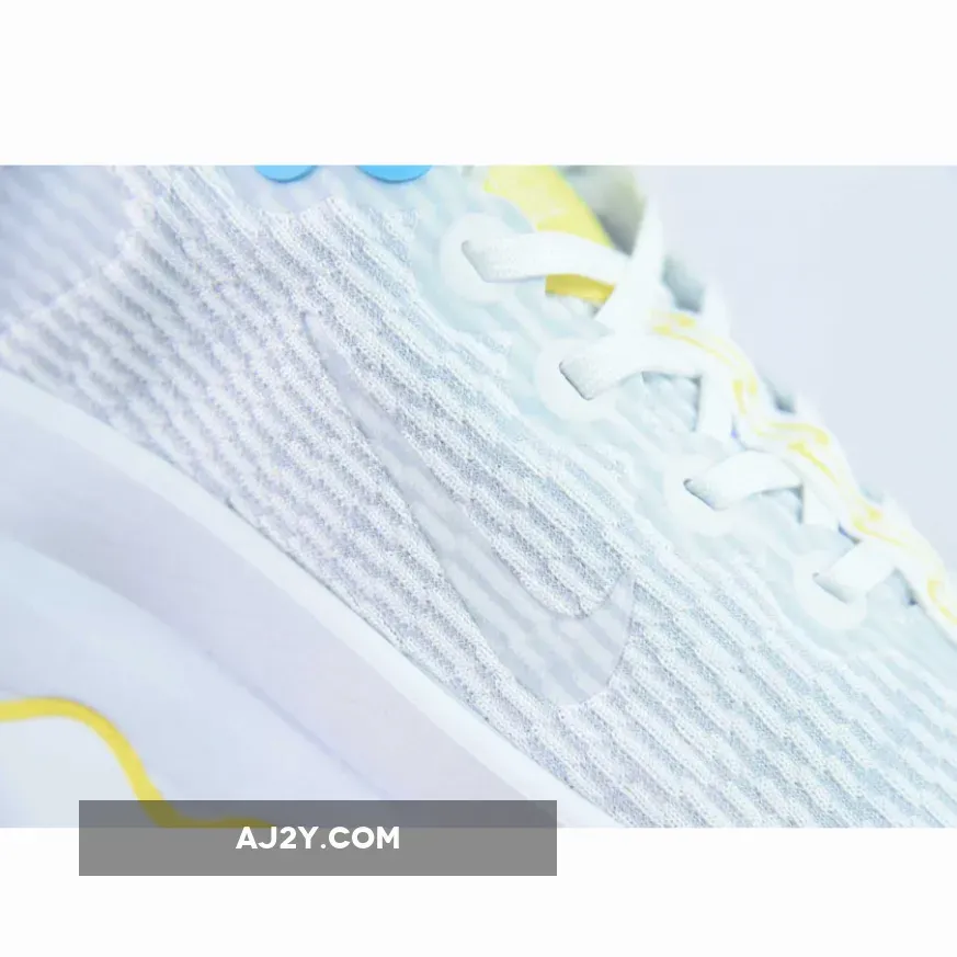 Nike Motiva ‘White Optic Yellow’ Nike Motiva ‘White Optic Yellow’