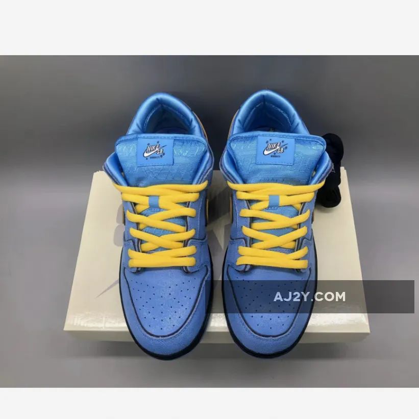 The Powerpuff Girls x Nike SB Dunk Low "Bubbles" Blue The Powerpuff Girls x Nike SB Dunk Low "Bubbles" Blue